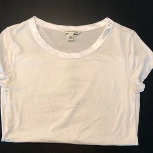 🍌 banana republic basic tee